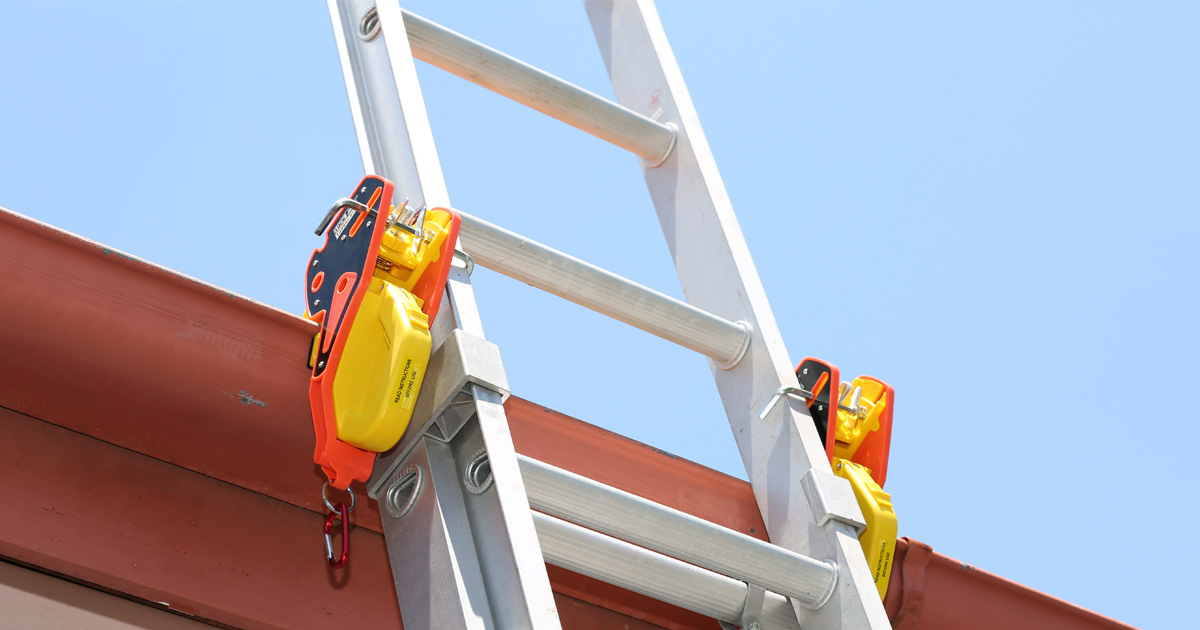 1200x630_Facebook-Image-worker-injured-in-roof-fall