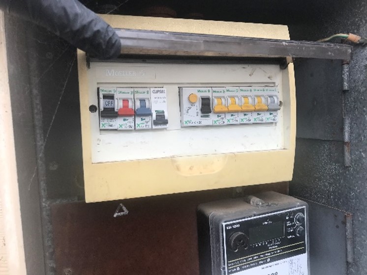 Main-switchboard-no-circuit-identification