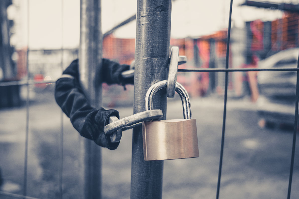construction-closed-lock-resize-1